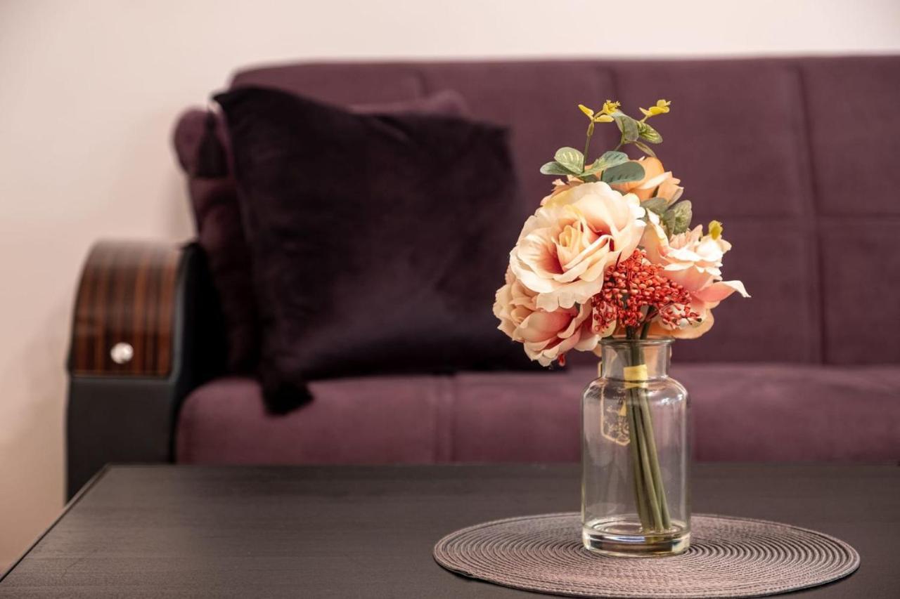 80 Clayburn By Incredible Stay ปีเตอร์โบโรห์ ภายนอก รูปภาพ