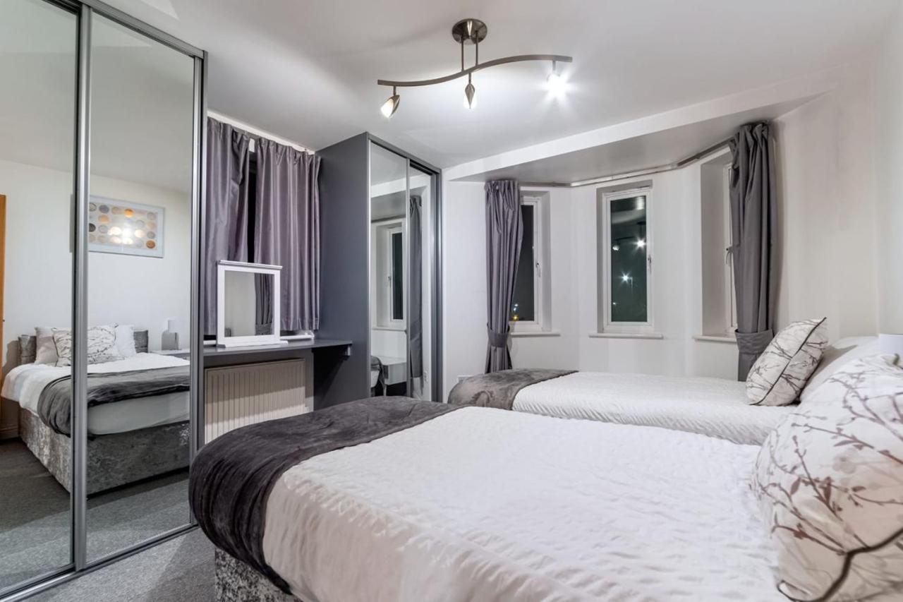 80 Clayburn By Incredible Stay ปีเตอร์โบโรห์ ภายนอก รูปภาพ